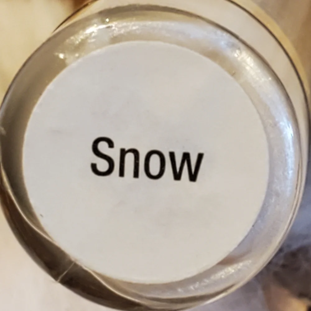 Lipsense long lasting liquid lip color Snow